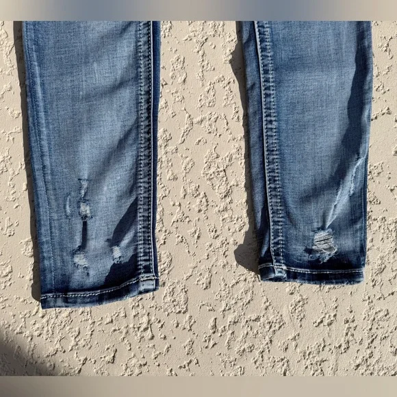 Miss Me Jeans Size 30 Ankle Skinny Rhinestones Angel Wing Sequins Distressed - Picture 10 of 11